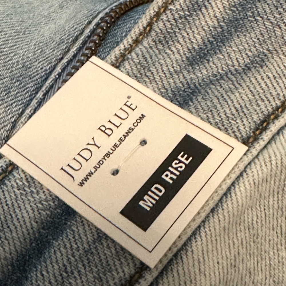 Judy Blue Mid Rise Jeans